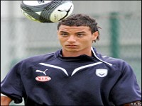 Chamakh pushes for Arsenal move 