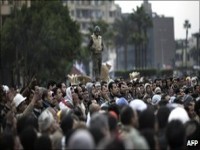 Mubarak moves to restart economy